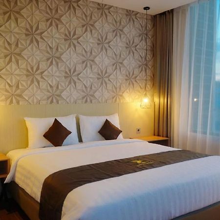 Zenith Premiere Hotel Baubau المظهر الخارجي الصورة